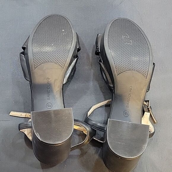 BRAND NEW BANDOLINO BLOCK HEEL ADJUSTABLE BUCKLE ANKLE STRAP SANDAL - Picture 9 of 14